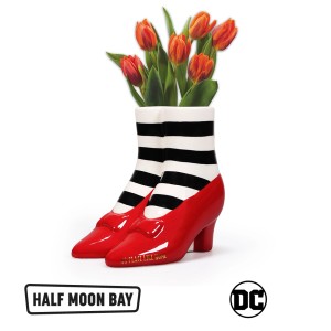 Ваза с червените обувки на Дороти