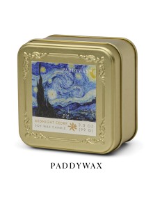 Ароматна соева свещ Падивакс в метална кутия "Импресионист: Звездна нощ на Ван Гог - среднощни кедри, пушек и износена кожа