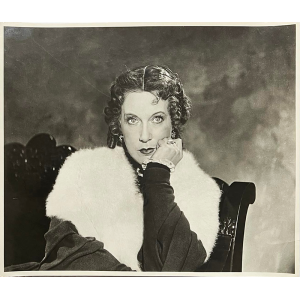 Снимка на актриса от късното нямо кино | 30-те години